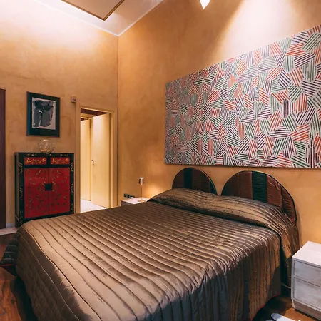 Omnia Domus Apartment